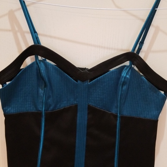 NWT bebe Cut Out Evening Top - Picture 2 of 6